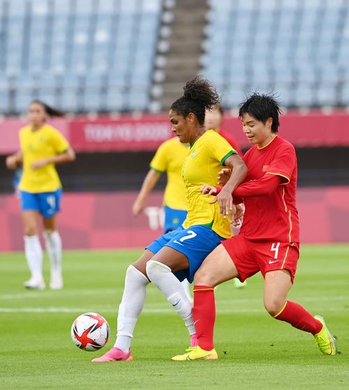 中国女足对巴西女足现场直播的相关图片